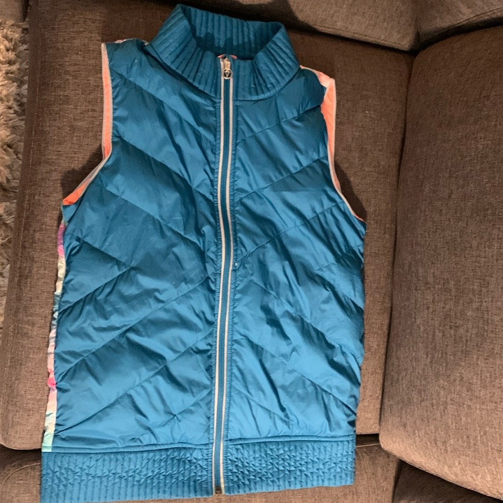 Ivivva girls goose down vest.